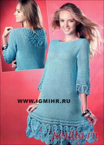 Платье бирюзового цвета, украшенное брюггским кружевом. Крючок