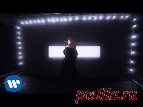 MARINA AND THE DIAMONDS | &quot;FORGET&quot; OFFICIAL VIDEO