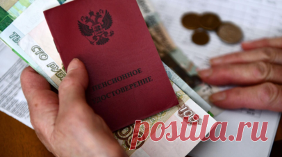 Россиянам рассказали, обязаны ли пенсионеры платить за капремонт. Общественный деятель, эксперт по ЖКХ Дмитрий Бондарь рассказал RT, обязаны ли пенсионеры платить за капитальный ремонт. Читать далее