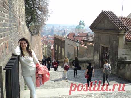 Прогулки по Праге на общественном транспорте и пешком без проф.экскурсий, но с рассказами, показами, фотосессией и ответами на все вопросы - 20 евро/час с чел. либо 100 евро/день за компанию от 2 человек: встреча и проводы к Вам в отель, квитанция об оплате перед выездом на прогулку.