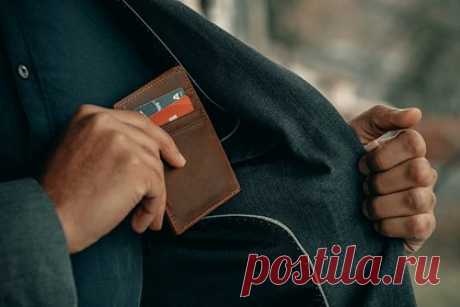Подсанкционные банки предупредили о возможном отключении UnionPay за рубежом. Российские банки, попавшие под новый пакет санкций США и Великобритании, предупредили о риске отключения международной платежной системы UnionPay за рубежом. Предупреждения о возможном отключении UnionPay за границей опубликовали банки «Приморье», «Зенит», «Уралсиб», МТС-банк.