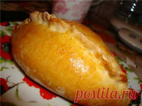 Пирожки с яйцом, зеленым луком и рисом (пироги).