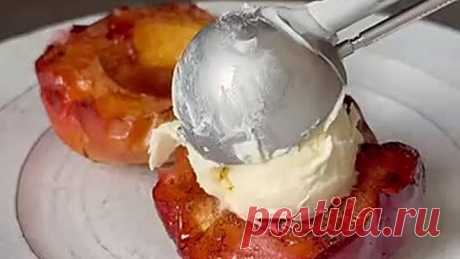 Десерт из запечённых яблок