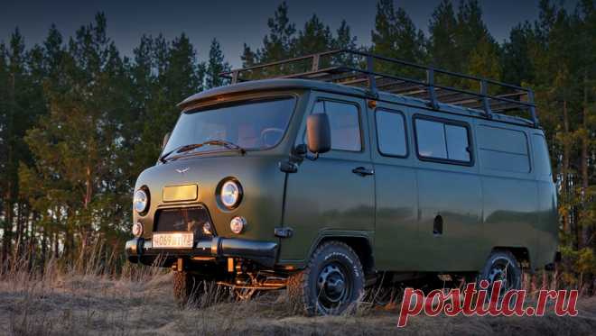 Вездеход УАЗ «Буханка» предстал в новой версии Трофи Однообъёмник УАЗ-452 (390995) теперь именуется «Буханкой» официально, а полное название новой семиместной экспедиционной версии — УАЗ «Буханка» Комби