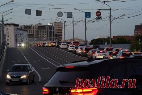 В России резко выросли продажи легковушек