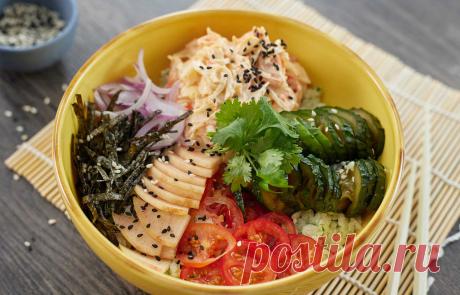 Рецепт поке с битыми огурцами Рецепт поке с битыми огурцами - новости на СТС