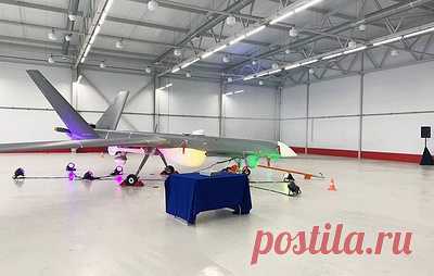 Источник: испытания БЛА-разведчика на базе "Ориона" должны завершиться до конца 2022 года. По словам собеседника агентства, беспилотник способен проводить разведку ПВО и ПРО