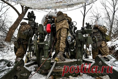 В ЛНР обвинили ВСУ в ударах по жилым домам. Военный эксперт, подполковник Луганской народной республики (ЛНР) Андрей Марочко обвинил Вооруженные силы Украины (ВСУ) в ударах по жилым домам и гражданской инфраструктуре в ЛНР и ДНР. По его словам, ВСУ регулярно ведут обстрелы населенных пунктов рядом с линией боевого соприкосновения.