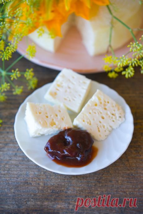 Приготовление домашнего сыра качотта и рикотты / Preparazione di formaggio (cacciotta) e ricotta di casa | Элла Мартино Рецепты Кулинарные туры Итальянская кухня