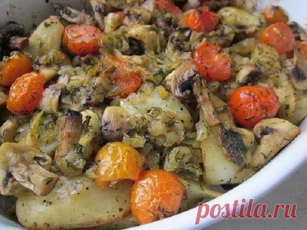 Ароматный картофель запеченный с грибами и томатами 


Очень вкусно!









Ингредиенты:
Картофель — 1кг.Шампиньоны — 300г.Помидоры черри — 8шт.Лук — 1шт.Чеснок — 3 зубчикаОстрый перец — по вкусуОливковое масло — 2ст.л.СольУкроп
Приготовление:
 
Очищ…