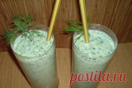 Смузи oсвежающий из огурцов и зелени – рецепт с фото