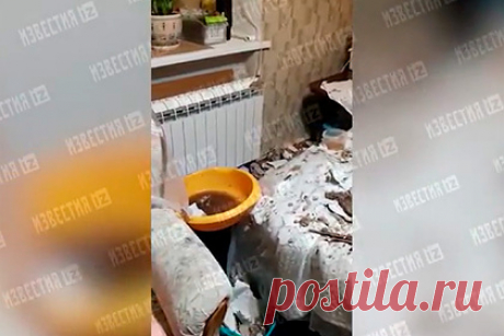 В Подмосковье потолок упал на пожилую россиянку. В одном из жилых домов подмосковном городе Долгопрудный на пожилую россиянку обрушилась часть потолка. Собственники несколько раз жаловались на проблемы с перекрытием, сообщает РЕН ТВ. Обрушение произошло в воскресенье, 30 января. В момент инцидента в комнате находилась пенсионерка.