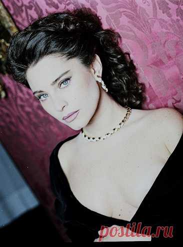 Мария Элена Доеринг, 16 ноября, 1962