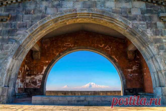 Բարի լույս իմ անսասան Հայրենիք 🇦🇲
Բարի լույս իմ արի Զինվոր🙏
Բարի լուսաբաց, Հայաստան,
Բարի լույս աշխարհի հայեր:
Բարին ընդ Ձեզ,
Good morning, Armenia!
Good morning, Armenians in the world!
Good morning to our
Աստված պահապան Հայ Զինվորին՝ Հայոց պատմություն մերօրյա կերտող ու պետականություն պահպանողին։