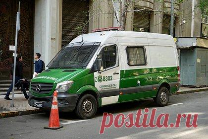 Пенсионер поверил мошенникам и попался в аэропорту с чемоданом наркотиков