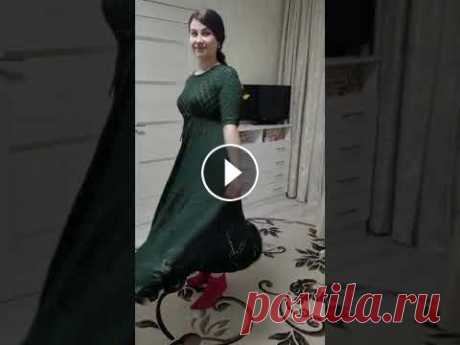 Королевское платье на заказчице !! ссылка на Яндекс дзен ссылка на Рутуб канал Видео 1. Кулиска. Платье на заказ в Майами !!!! Видео 2. Платье подарок на заказ в Майами! Узор для платья...