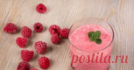 Вкуснейший малиново - банановый смузи