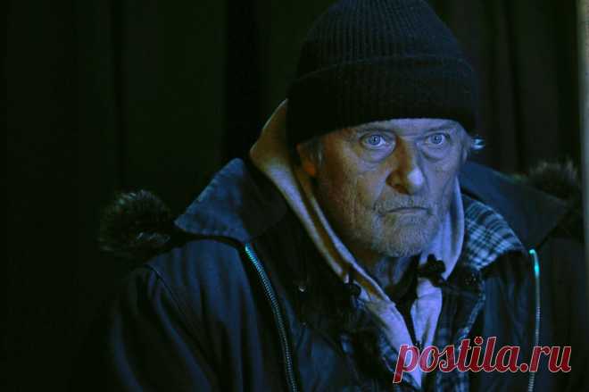 Рутгер Хауэр в фильме «Бомж с дробовиком»  |  Памяти Рутгера Хауэра: роли, с которыми он вошел в историю кино - Кино Mail.ru
