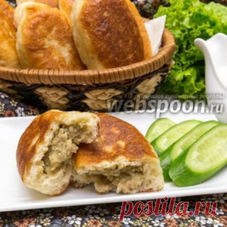 Жареные пирожки с картофелем и куриной печенью