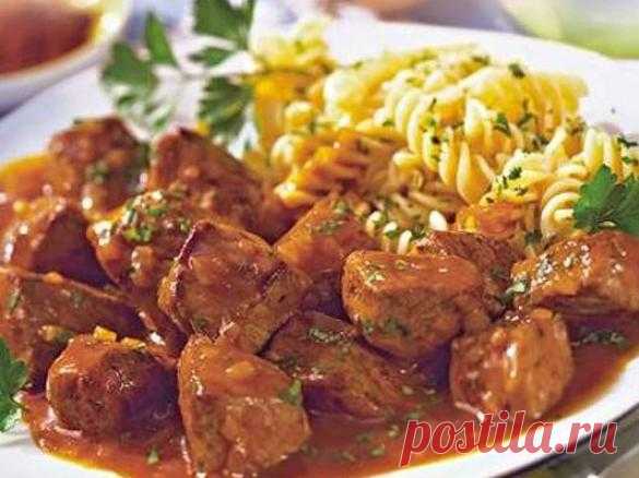 Ungarisches Gulasch von Brutzelhexe. Ein Thermomix® Rezept aus der Kategorie Hauptgerichte mit Fleisch auf www.rezeptwelt.de, der Thermomix® Community.