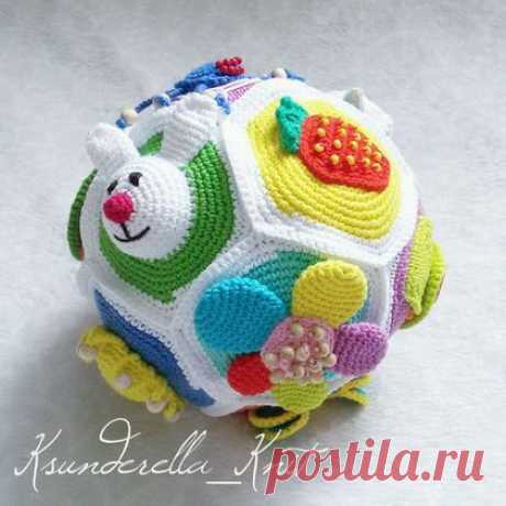 Discover thousands of images about Купить или заказать Занимательный Мячик для развития мелкой моторики в интернет-магазине на Ярмарке Мастеров. Развивающий вязаный мячик. Легкий и мягкий. Внутри набит синтепоном, а также спрятана погремушка. Мячик состоит из 12-ти интересных игровых элементов. Игрушка будет интересна как самым маленьким деткам, месяцев с 4, когда можно всё разглядывать и теребить пальчиком, так и деткам постарше, которые уже могут и пуговичку научиться за...