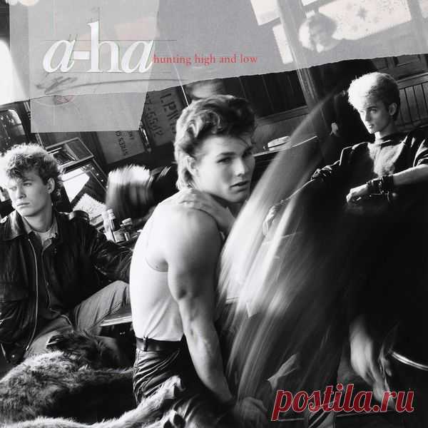 A-ha - Hunting High And Low (30th Anniversary) Mp3 A-ha - Hunting High And Low (30th Anniversary) выпущен к 30-ти летию выхода легендарного дебютного альбома норвежской группы a-ha 'HUNTING HIGH AND LOW'. Коллекция также включает различные би-сайды и более двух десятков редких и неизданных демо, а также полная версия альбома в до сих пор неизданных