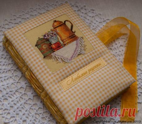 Ларчик Воспоминаний: Как аккуратно соединить вышивку с обложкой будущего блокнота? МК.