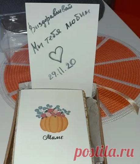 У меня ЧЕТЫРЕ дочери, но ОДНА квартира… Теперь я точно знаю, на кого я напишу завещание… Пусть не обижаются…
Мне скоро уже 70 исполнится
Не считаю себя старой, но о «вечном» время от времени уже подумываю.
И меня больше всего волновал вопрос, как поделить мою квартиру между дочерьми.
И вот он решился сам собой
У меня – четыре отличные дочки. Учитывая мой возраст, понятно, что все уже взрослые и самостоятельные. Живут отдельно и имеют свои семьи. С младшей Алиной живем недалеко друг от друга