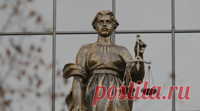 Пленум ВС России обсудил порядок наказания за длящиеся и продолжаемые преступления. Пленум Верховного суда (ВС) России рассмотрел проект постановления «О некоторых вопросах судебной практики по уголовным делам по длящимся и продолжаемым преступлениям», передаёт корреспондент RT. Читать далее