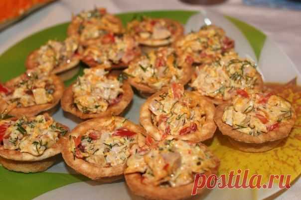 Тарталетки с копченой курицей