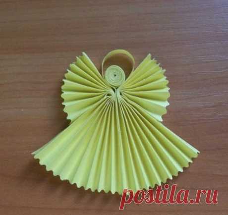 Какие рождественские поделки можно сделать вместе с ребёнком? Одни из самых счастливых праздников — это те, которые отмечаются зимой. Вы...