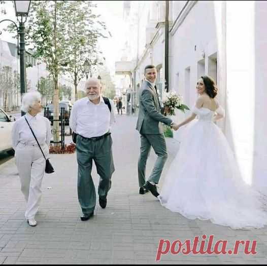 ЖИЗНЬ.....КАК ОДНО МГНОВЕНИЕ))