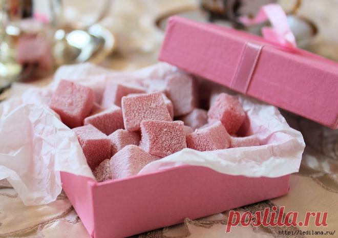 Клубничный Рахат-лукум