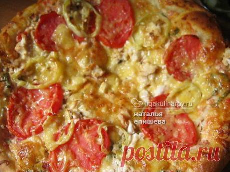 Пицца с беконом и курицей - сытная и красивая домашняя пицца!
 https://ligakulinarov.ru/recepty/picca/kurica/picca-s-bekonom-i-kuricey-10823

Ингредиенты
мука	1 кг
дрожжи	1 ст.л
молоко	2 ст.л
филе куриное	200 г
помидор	3 шт.
зелень	по вкусу
 сладкий	1 шт.
бекон	100 г
растительное масло	100 г
оливки	30 г
•••подробнее
Пицца с беконом и курицей
Сытная и красивая пицца с беконом и курицей.