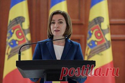 Санду обвинили в дискриминации молдаван. Экс-премьер Молдавии Ион Кику обвинил президента республики Майю Санду в дискриминации молдаван, живущих за рубежом. Он назвал «безумием» и «вопиющей дискриминацией» молдаван, находящихся за рубежом, идею Санду провести голосование по почте на предстоящих выборах осенью 2024 года.