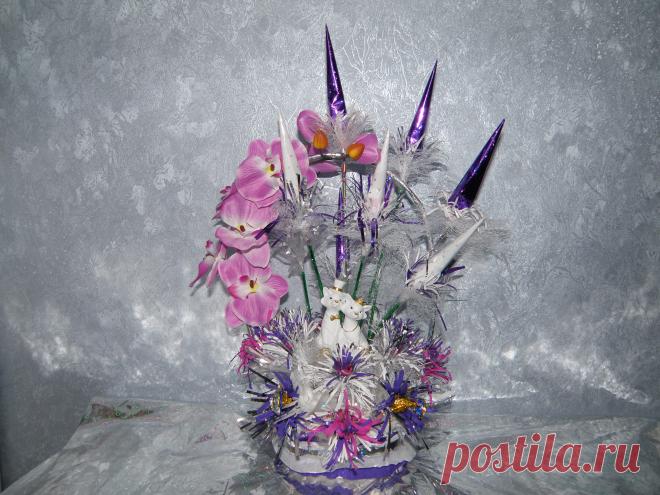 К первой годовщине