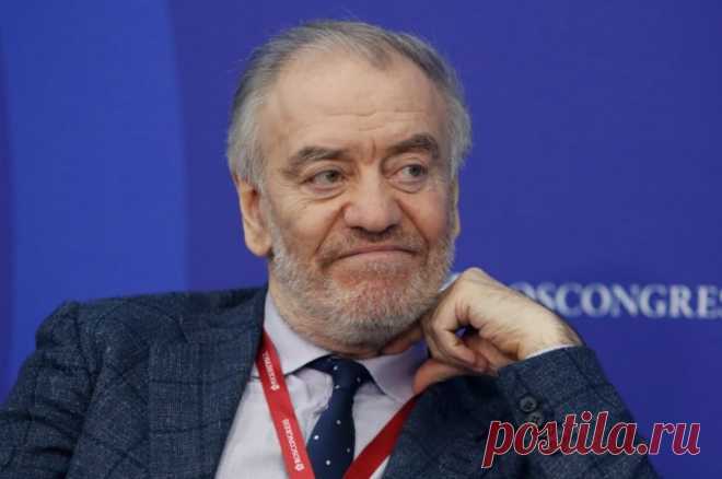 Гергиев прокомментировал возможное назначение на пост главы Большого театра. Валерий Гергиев заявил, что не искал возможности работать еще больше.