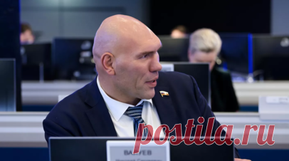 Валуев — о смене гражданства среди спортсменов: пусть уходят, но не возвращаются. Депутат Госдумы РФ, бывший чемпион мира по боксу Николай Валуев отреагировал на решение некоторых российских спортсменов сменить гражданство. Читать далее