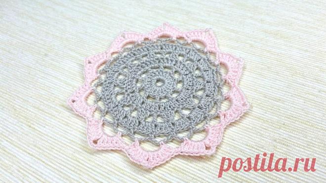 Вязаная салфетка крючком. Мастер-класс с пошаговыми фотографиями. Процесс вязания крючком круглой салфетки.