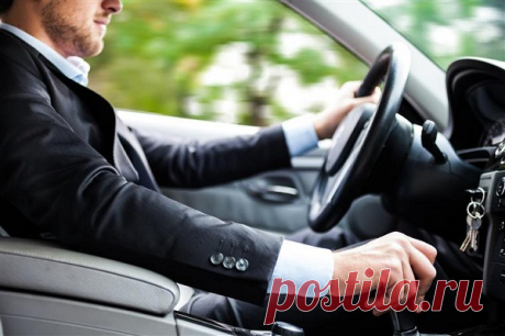 Пять привычек водителей, которые «убивают» автомобиль Эксперты составили ТОП-5 привычек водителей, которые ведут к поломке автомобиля. Ою этом антирейтинге рассказали &quot;Автоновости дня&quot;. 
Так, одна из самых распространенных ошибок – агрессивная езда на не…