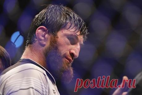 Россиянин Анкалаев одержал победу в главном поединке турнира UFC. Российский боец смешанного стиля (MMA) Магомед Анкалаев одержал победу в главном поединке турнира Абсолютного бойцовского чемпионата (UFC) Fight Night 234. Россиянин выиграл у бразильца Джонни Уокера. Бой прошел в американском Лас-Вегасе и завершился нокаутом во втором раунде.