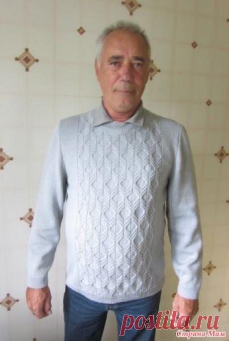 . Джемпер в подарок Добрый день, коллеги-вязальщицы!  У моего деверя юбилей. Решила связать ему джемпер - давно ему ничего от меня не перепадало.