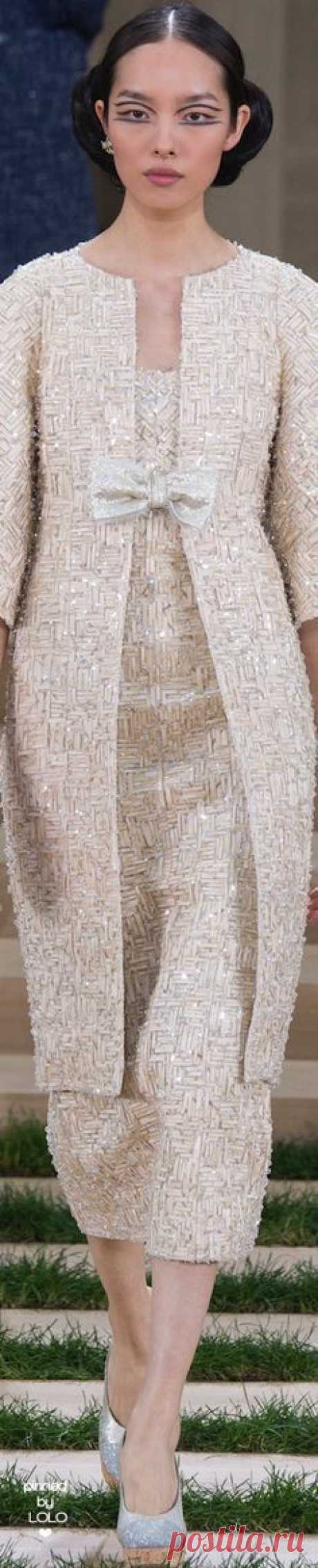 (89) Spring 2016 Couture featuring Highlights from Chanel