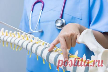 Как не угробить свой позвоночник раньше срока
Почему у некоторых спина начинает болеть задолго до пожилого возраста? Позвоночник так устроен природой, что способен прослужить человеку хоть до 120–130 лет. Почему же у некоторых спина начинает болеть задолго до старческого возраста? Как не угробить свой позвоночник раньше срока, рассказал зав кафедрой нерв ных болезней и нейрохирургии Сеченов ского университета профессор Владимир Парфёнов. От […]
Читай пост далее на сайте. Жми ⏫ссылку выше