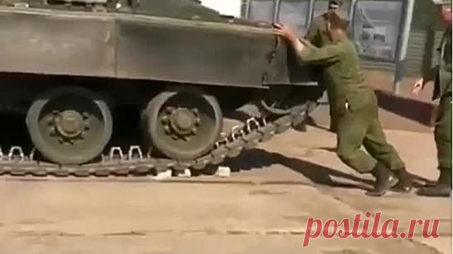 Забыл поставить на ручник
