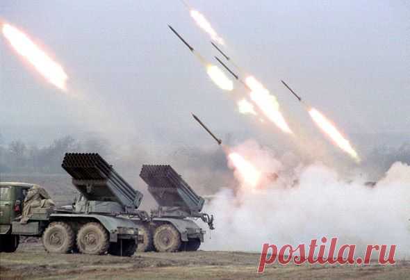 БМ-21 "Град" (9К51) - реактивная система залпового огня