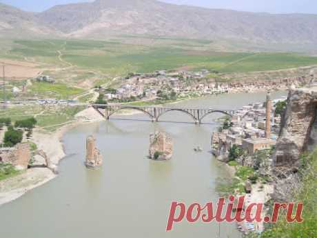 Hasankeyf antiga cidade turca que está prestes a ser&quot; engolida&quot; pelo rio - #ediHITT...agregador