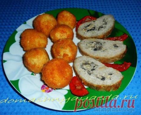 Крокеты картофельные с помидорами