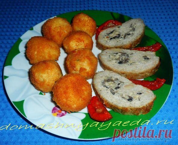 Крокеты картофельные с помидорами