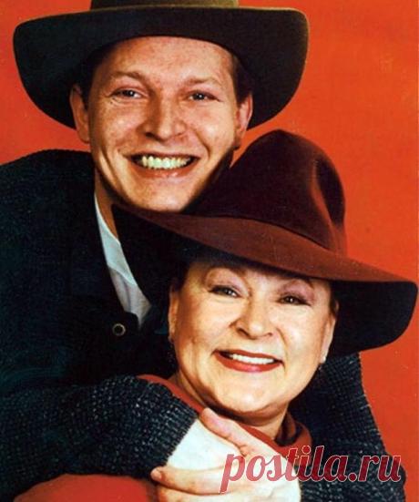 Скоропостижно скончался Данила Перов – сын Раисы Рязановой умер в возрасте 51 года